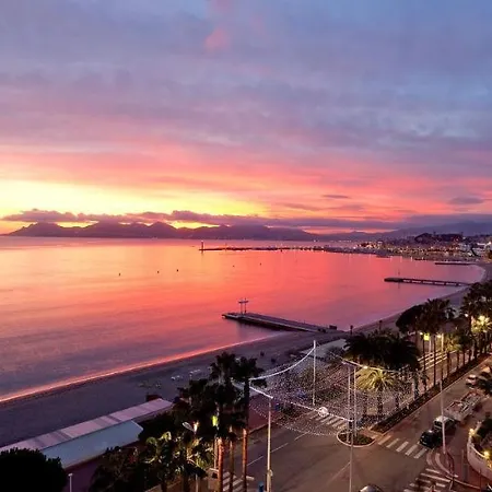 Holidays In Cannes - 2p - Wifi - Clim - Parking Apartment