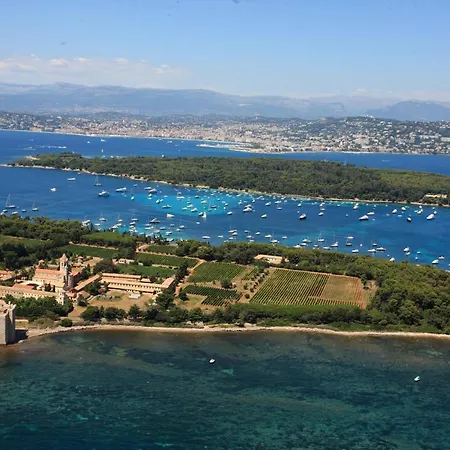 Holidays In Cannes - 2p - Wifi - Clim - Parking *